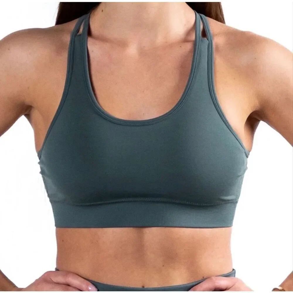 Alphalete Seamless Sports Bra